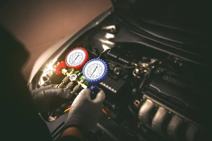 Revisão de ar condicionado automotivo